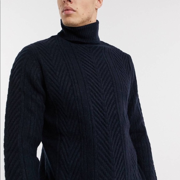 River Island men’s navy sweater NEVER WORN - Picture 2 of 4